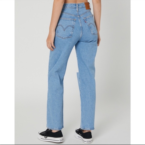 Levi’s Ribcage Straight ankle jeans NWT 25 - Picture 3 of 16